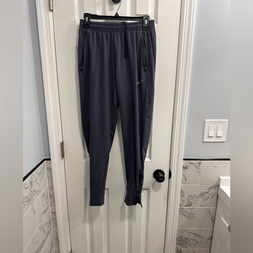 Men's Nike lavender running pants